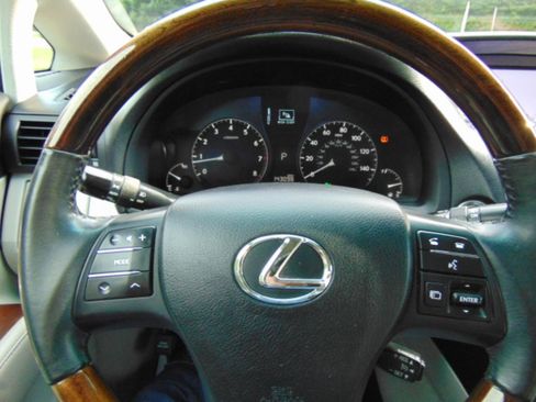 Used 2012 Lexus RX 350 FWD w/ Premium Pkg image 19