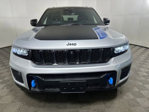 Used 2022 Jeep Grand Cherokee Trailhawk image 8