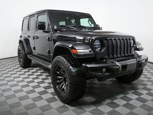 Used 2021 Jeep Wrangler Unlimited Sahara image 23