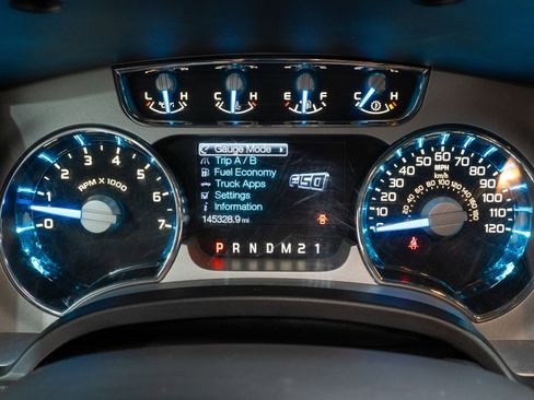 Used 2013 Ford F150 Platinum image 29