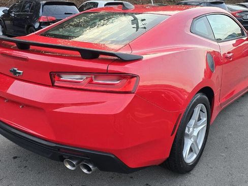 Used 2016 Chevrolet Camaro LT image 7