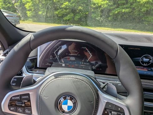 New 2027 BMW X6 xDrive40i AWD/4WD image 11