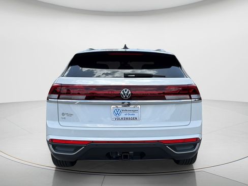 New 2026 Volkswagen Atlas Cross Sport SE FWD image 6