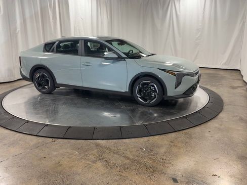 Certified 2025 Kia K4 EX image 2