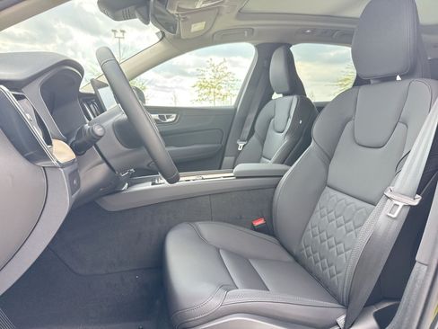 New 2026 Volvo XC60 B5 Core w/ Climate Package AWD/4WD image 13