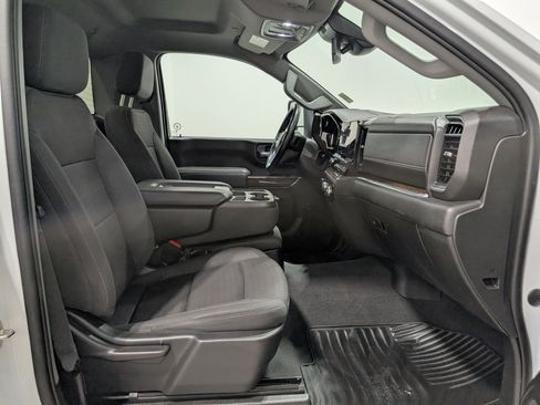 Used 2024 GMC Sierra 2500 SLE w/ SLE Convenience Package image 19