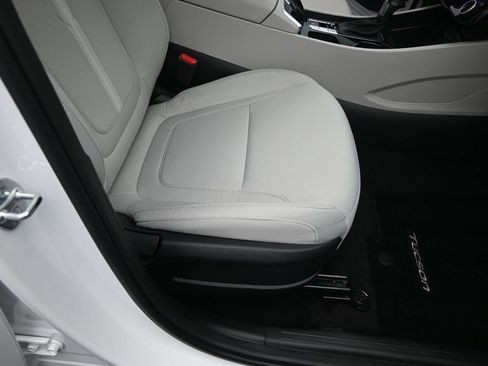 Used 2025 Hyundai Tucson SEL image 35