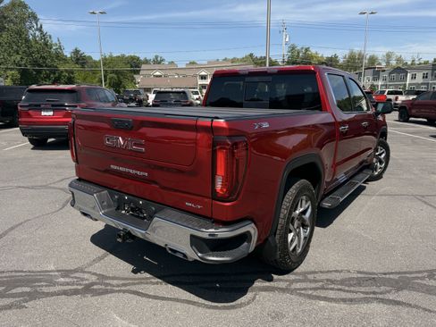 Used 2023 GMC Sierra 1500 SLT w/ SLT Premium Package AWD/4WD image 2
