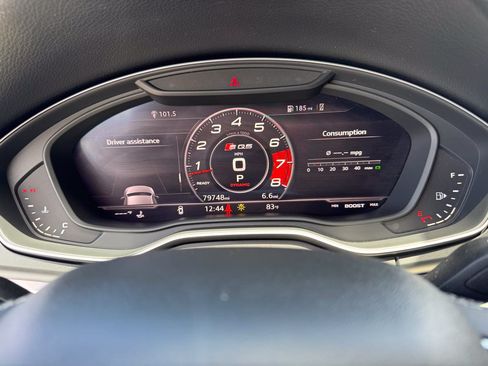 Used 2018 Audi SQ5 Premium Plus w/ Navigation Package AWD/4WD image 13