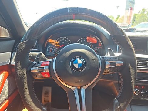 Used 2014 BMW M5 RWD image 13