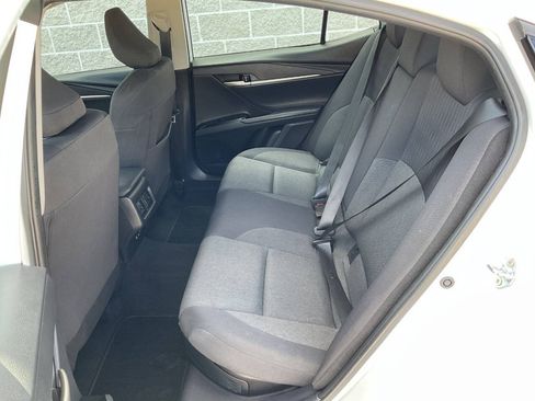 Used 2025 Toyota Camry LE FWD image 30