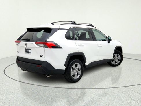 Used 2024 Toyota RAV4 XLE AWD/4WD image 9