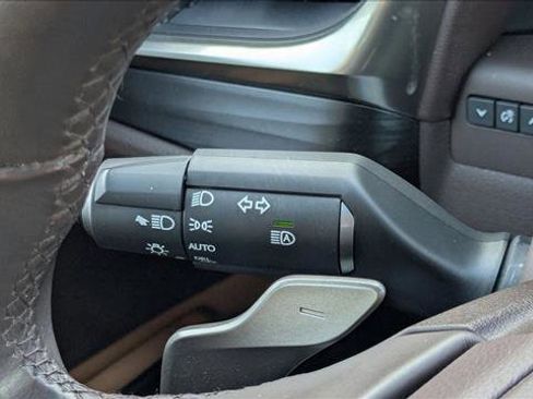 Used 2021 Lexus ES 350 w/ Premium Package image 15