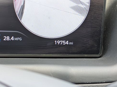 Certified 2023 Hyundai Tucson Limited FWD image 31