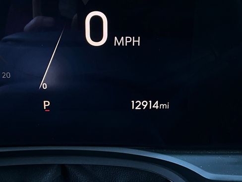 Used 2025 Buick Envista Sport Touring image 38