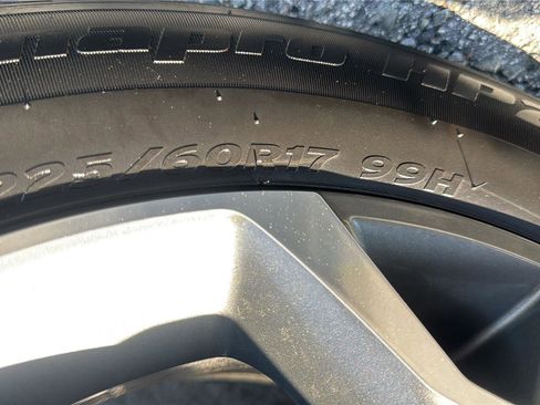 Used 2025 Chevrolet Trax LT image 27