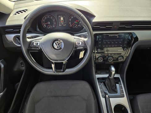 Used 2021 Volkswagen Passat 2.0T S FWD image 9