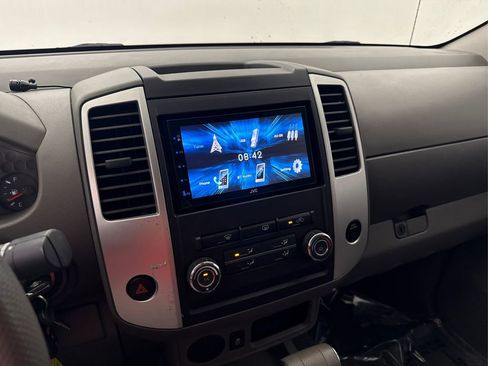 Used 2012 Nissan Frontier SV RWD image 32