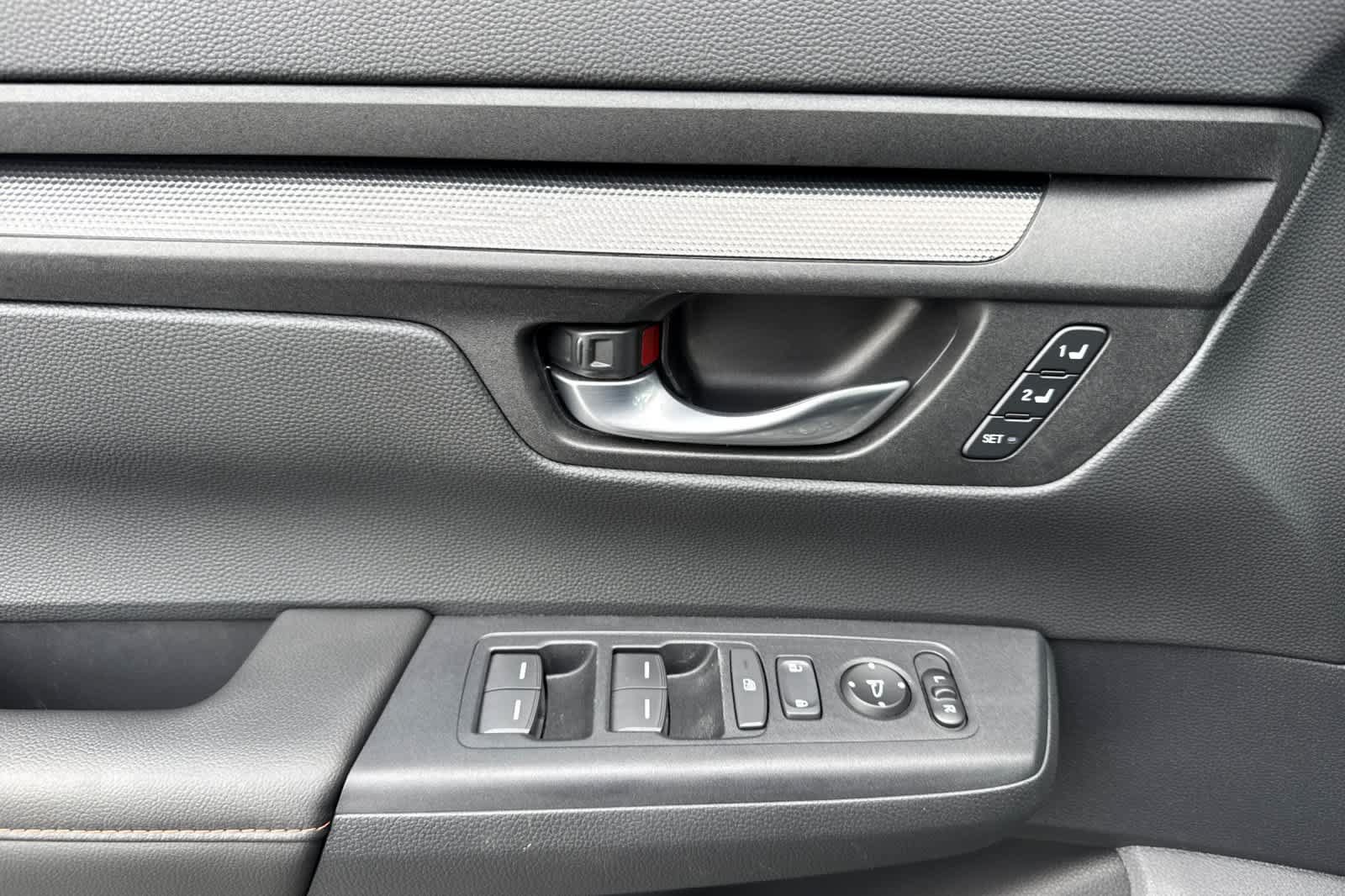Used 2025 Honda CR-V Sport-L image 12