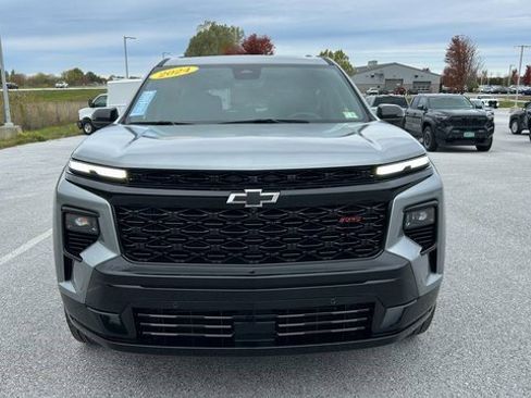 Certified 2024 Chevrolet Traverse RS w/ LPO, Floor Liner Package image 11