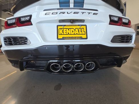 Used 2025 Chevrolet Corvette Z06 w/ Battery Protection Package RWD image 26