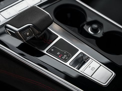 Used 2023 Audi RS 7 Sportback w/ Carbon Optic Package AWD/4WD image 11