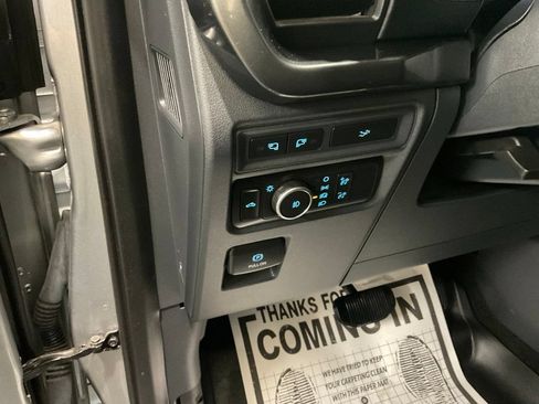 Used 2022 Ford F150 XLT w/ Equipment Group 302A High AWD/4WD image 8