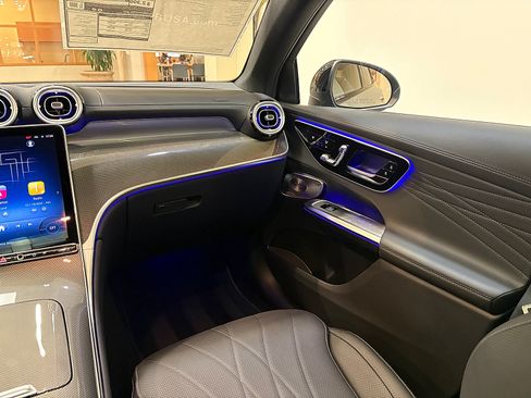 New 2027 Mercedes-Benz GLC 300 4MATIC image 17