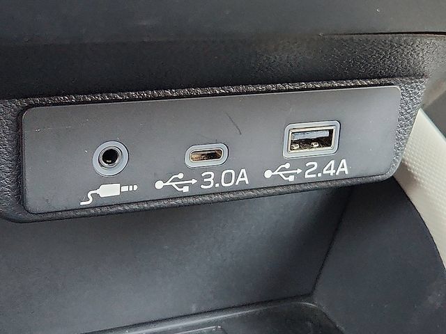 Certified 2025 Subaru Forester Premium AWD/4WD image 19