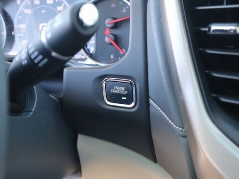 Used 2023 GMC Acadia Denali w/ Denali Ultimate Package image 43