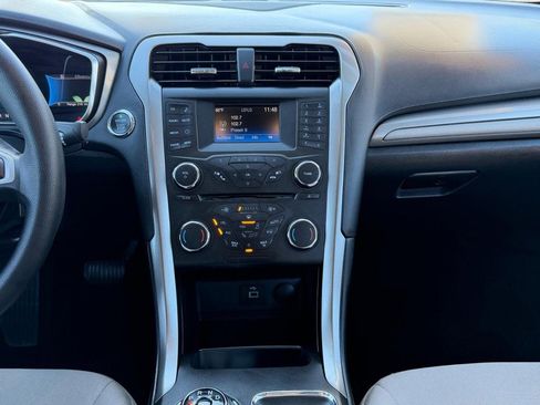 Used 2017 Ford Fusion S image 25