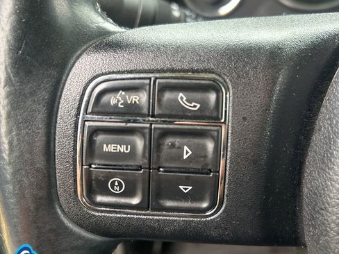 Used 2013 Jeep Wrangler Unlimited Sahara w/ Connectivity Group AWD/4WD image 19