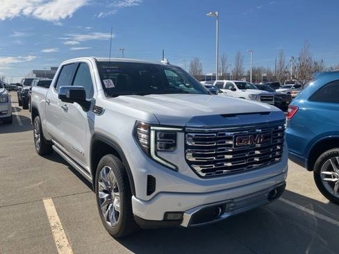 Used 2023 GMC Sierra 1500 Denali image 1