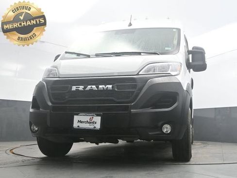 Used 2024 RAM ProMaster 2500 w/ Convenience Group FWD image 36