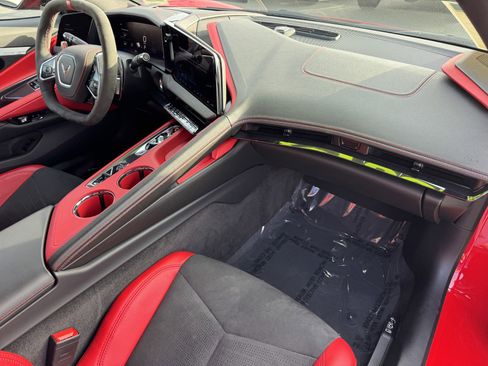 Certified 2026 Chevrolet Corvette Stingray Preferred Cpe w/ Z51 Performance Package image 5