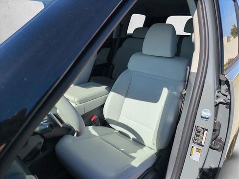 New 2026 Hyundai Santa Fe SE image 15
