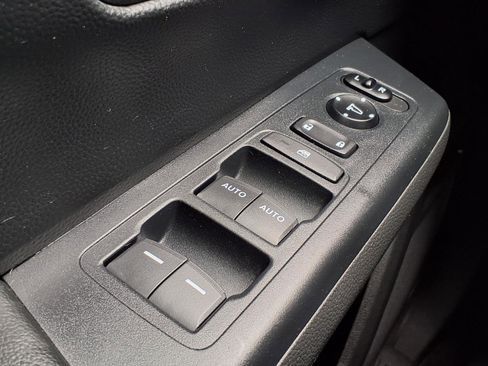 Used 2023 Honda CR-V Sport image 11