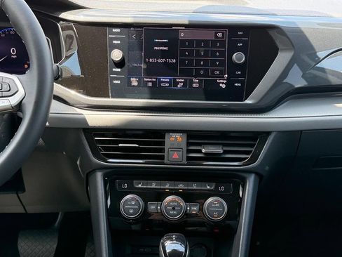 Certified 2022 Volkswagen Taos SEL AWD/4WD image 13