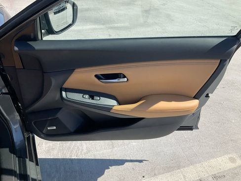 New 2025 Nissan Sentra SV w/ SV Premium Package image 28