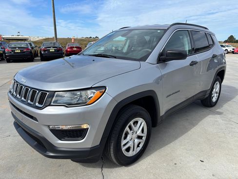 Used 2019 Jeep Compass Sport image 8