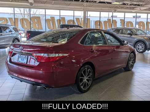 Used 2015 Toyota Camry XSE w/ Moonroof Package image 8