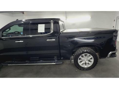 Used 2019 Chevrolet Silverado 1500 LTZ w/ LTZ Plus Package AWD/4WD image 6