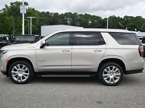 Used 2023 Chevrolet Tahoe High Country w/ Advanced Technology Package AWD/4WD image 7