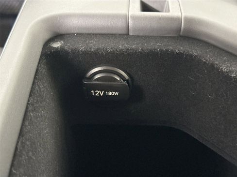 Used 2024 Genesis GV70 2.5T w/ Advanced Package AWD/4WD image 38