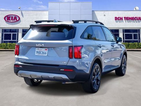 Certified 2023 Kia Sorento SX Prestige AWD/4WD image 6