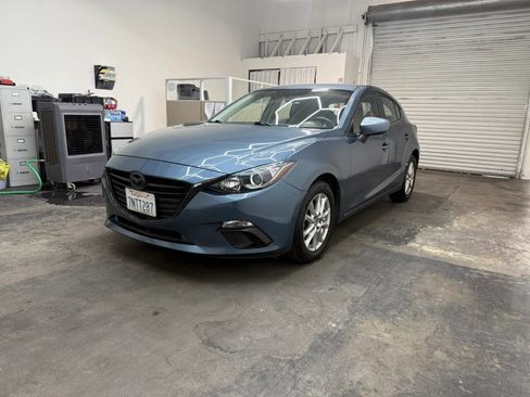 Used 2016 MAZDA MAZDA3 i Sport w/ Preferred Equipment Package FWD image 5