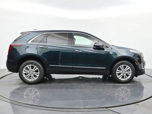 New 2026 Cadillac XT5 Luxury image 6