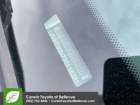 Used 2009 Ford Mustang Premium image 26