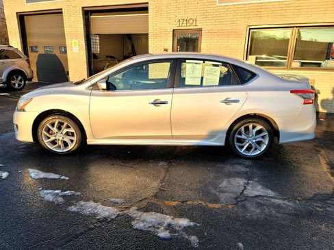 Used 2014 Nissan Sentra SR image 7