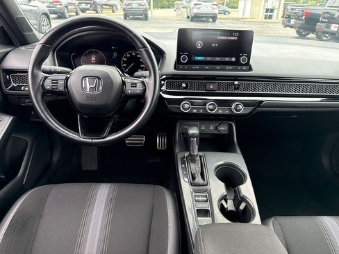 Used 2025 Honda Civic Sport image 16